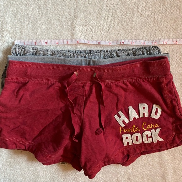 Bundle of 3 booty shorts - Picture 2 of 6